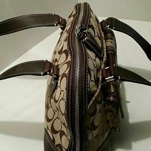 Coach Hampton Tan Signature Zip Satchel - LN - Picture 3 of 8